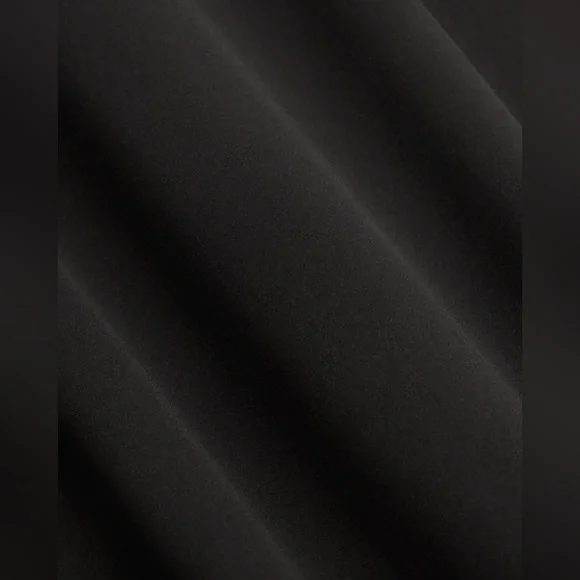 RHONE Ultimate Layer Tee - Picture 2 of 7